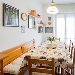 La Casa Del Libro Apartman