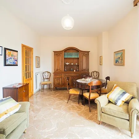 La Casa Del Libro Apartment Lavagna