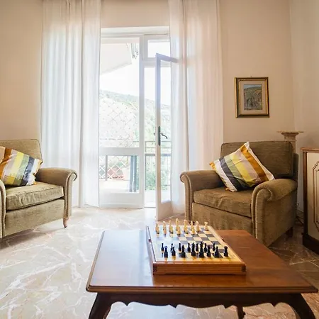 La Casa Del Libro Apartment Lavagna