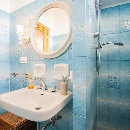 Apartment La Casa Del Libro *