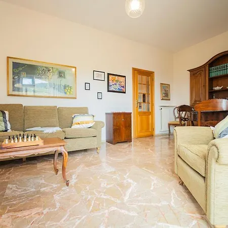 La Casa Del Libro Apartment